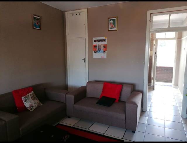 0.5 BEDROOM FLAT SOLD IN BULWER